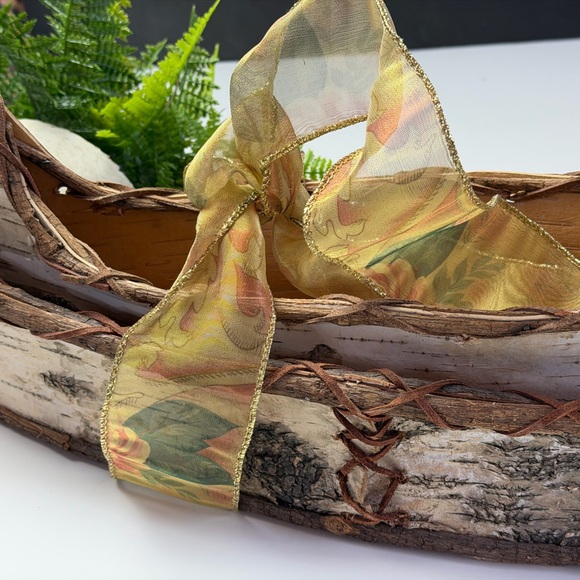 Two Rustic Birch Wood Decorative Canoes - Picture 12 of 14